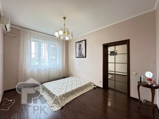 Купить 4-комнатную квартиру, №390833