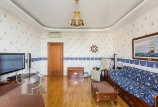 Купить 4-комнатную квартиру, №391195