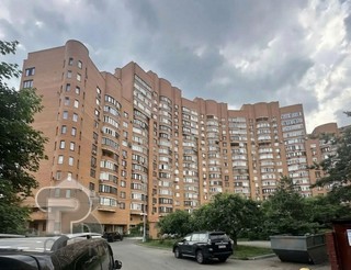 Купить 4-комнатную квартиру, №392017