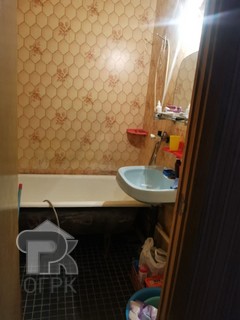 Купить 4-комнатную квартиру, №388440