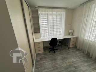 Купить 4-комнатную квартиру, №383609