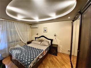 Купить 3-комнатную квартиру, №389164