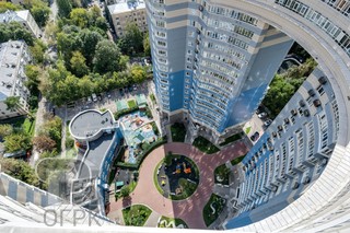 Купить 4-комнатную квартиру, №387219