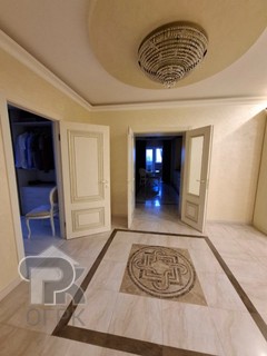 Купить 4-комнатную квартиру, №388079