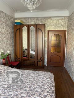 Купить 4-комнатную квартиру, №377065