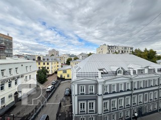 Купить 4-комнатную квартиру, №387595