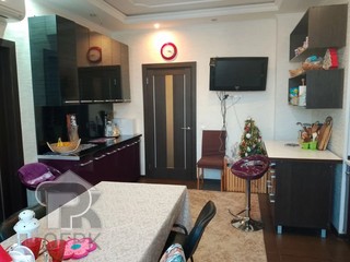 Купить 4-комнатную квартиру, №391535