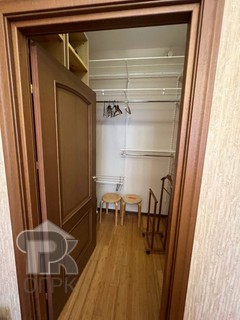 Купить 5-комнатную квартиру, №385175