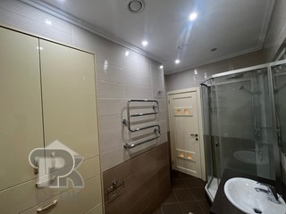 Купить 4-комнатную квартиру, №387402