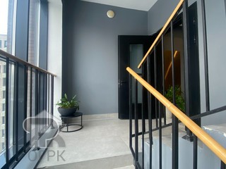 Купить 3-комнатную квартиру, №384497