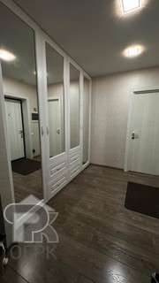 Купить 4-комнатную квартиру, №388099