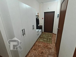 Купить 3-комнатную квартиру, №392397