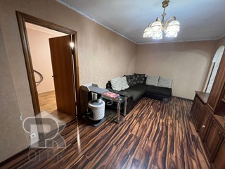 Купить 3-комнатную квартиру, №372473