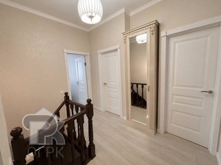 Купить 4-комнатную квартиру, №390549