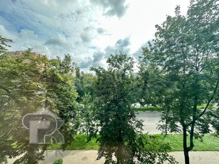 Купить 3-комнатную квартиру, №382500