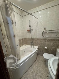 Купить 4-комнатную квартиру, №389001