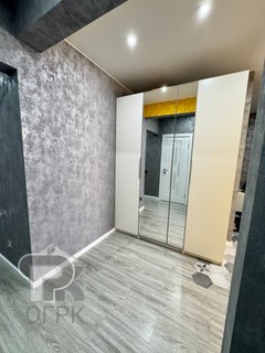 Купить 3-комнатную квартиру, №392200