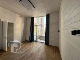 Купить 5-комнатную квартиру, №370400