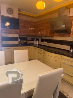 Купить 3-комнатную квартиру, №387550