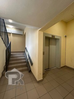 Купить 3-комнатную квартиру, №390197