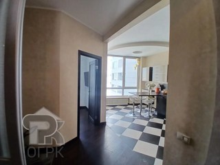 Купить 4-комнатную квартиру, №389823