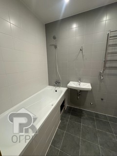 Купить 4-комнатную квартиру, №389198