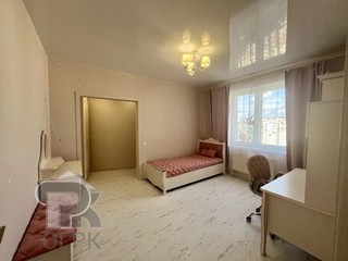 Купить 3-комнатную квартиру, №391218