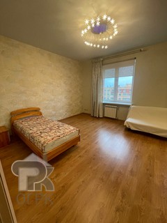 Купить 4-комнатную квартиру, №389661