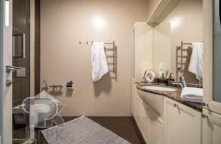 Купить 3-комнатную квартиру, №389135