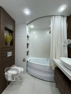 Купить 3-комнатную квартиру, №388803