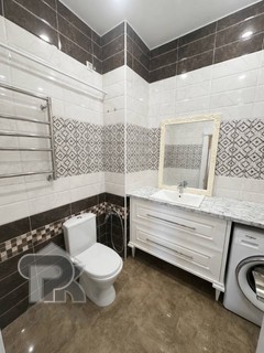 Купить 4-комнатную квартиру, №390549
