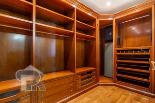 Купить 3-комнатную квартиру, №387275