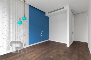 Купить 4-комнатную квартиру, №388121