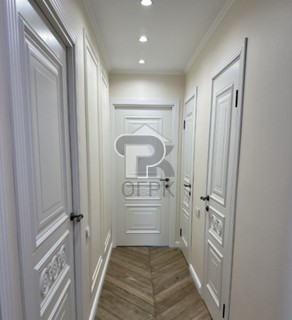 Купить 4-комнатную квартиру, №388760