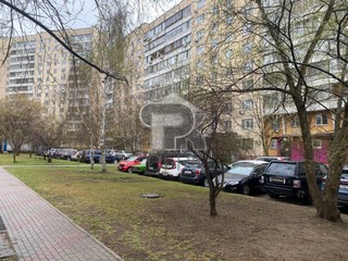 Купить 4-комнатную квартиру, №389267