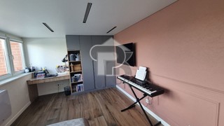 Купить 4-комнатную квартиру, №389162