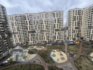 Купить 3-комнатную квартиру, №389553