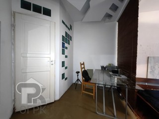 Купить 4-комнатную квартиру, №386857