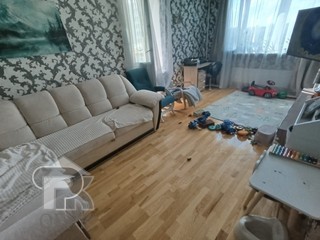 Купить 4-комнатную квартиру, №386811
