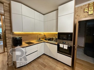 Купить 3-комнатную квартиру, №390828