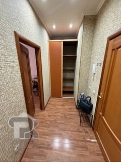 Купить 1-комнатную квартиру, №389302