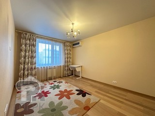 Купить 3-комнатную квартиру, №388083