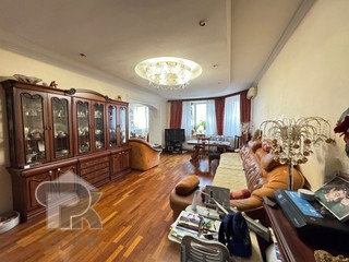 Купить 4-комнатную квартиру, №389001