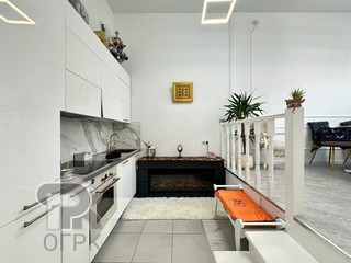 Купить 3-комнатную квартиру, №390524