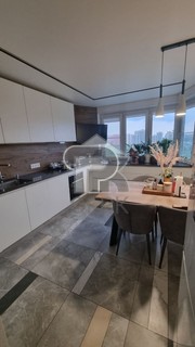 Купить 4-комнатную квартиру, №389162