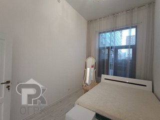 Купить 4-комнатную квартиру, №370507