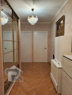 Купить 3-комнатную квартиру, №384597