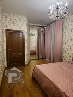 Купить 4-комнатную квартиру, №389333