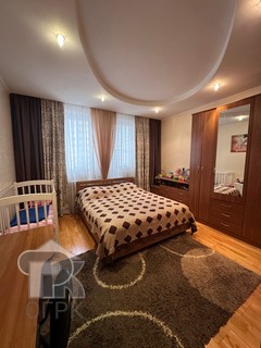 Купить 3-комнатную квартиру, №387965