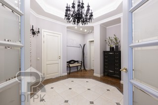 Купить 4-комнатную квартиру, №387262